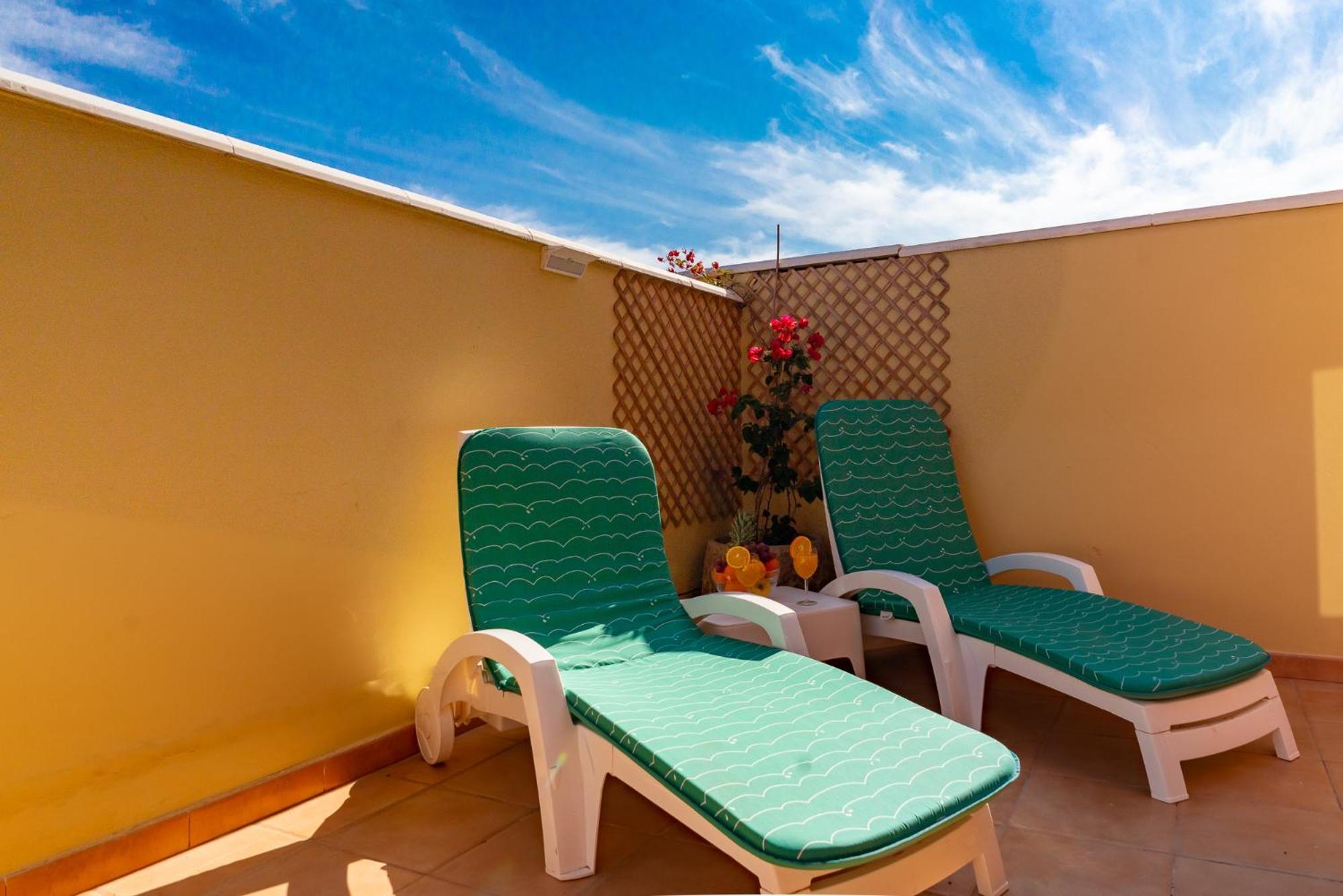 Lucky Thirteen - Apartment With Ocean View Caleta De Fuste Exterior foto